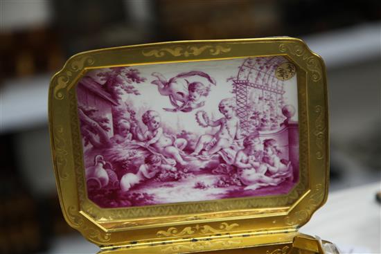 A Meissen porcelain necessaire casket, late 19th century, 20cm.